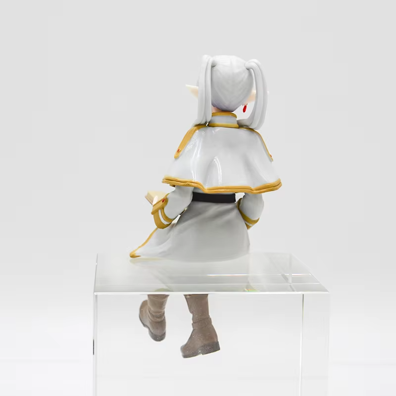 Frieren Figur "Sittande" – Frieren™