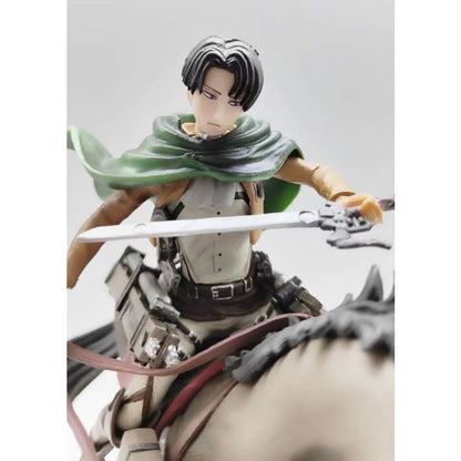 Rivaille Ackerman till häst Figur - Attack on Titan™