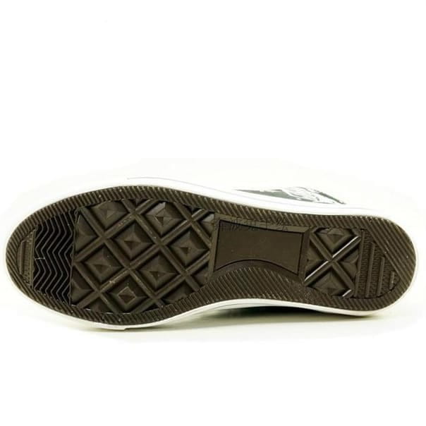 Utforskningskåren Sneakers - Attack on Titan™