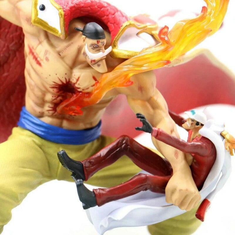 Vita Skägget vs Akainu figur - One Piece™